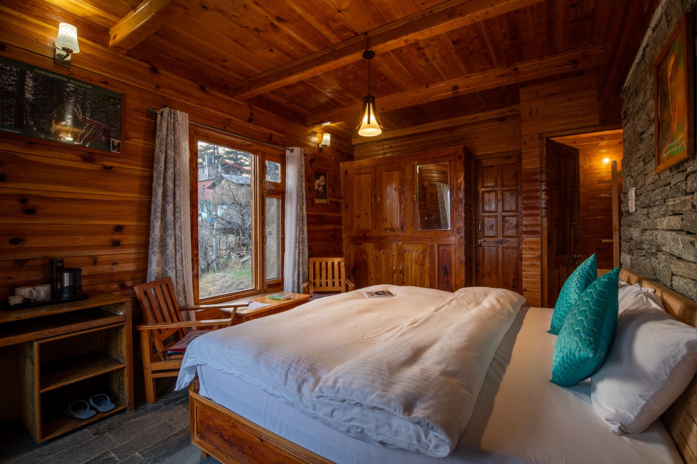 images/room/executive-family-suite-with-balcony5.jpg